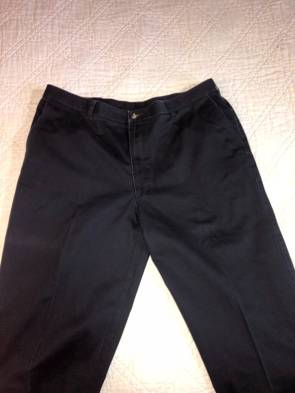 Van Heusen Men’s Navy Slacks, Size 40/32